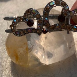 Two hearts hair barrette